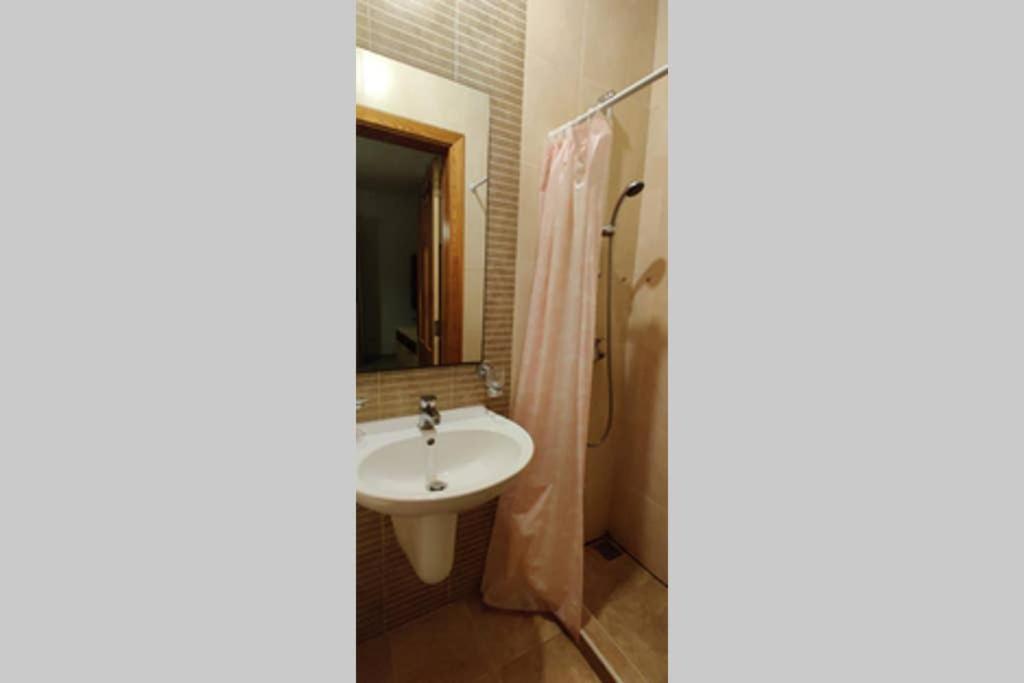 Confortable And Quiet Apartment In St. Julian Saint Julian's ภายนอก รูปภาพ